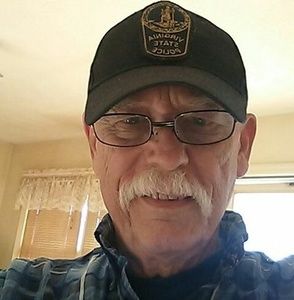 Meet your Posher, Larry